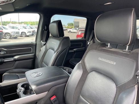 Used 2023 RAM 1500 Laramie AWD/4WD image 8