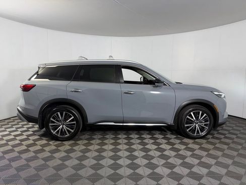 Used 2025 INFINITI QX60 Sensory w/ Vision Package AWD/4WD image 2