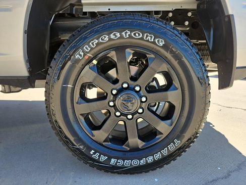 New 2026 RAM 2500 Big Horn AWD/4WD image 9