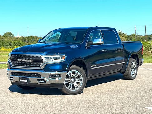 Used 2022 RAM 1500 Limited image 2