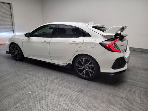 Used 2018 Honda Civic Sport Touring image 3