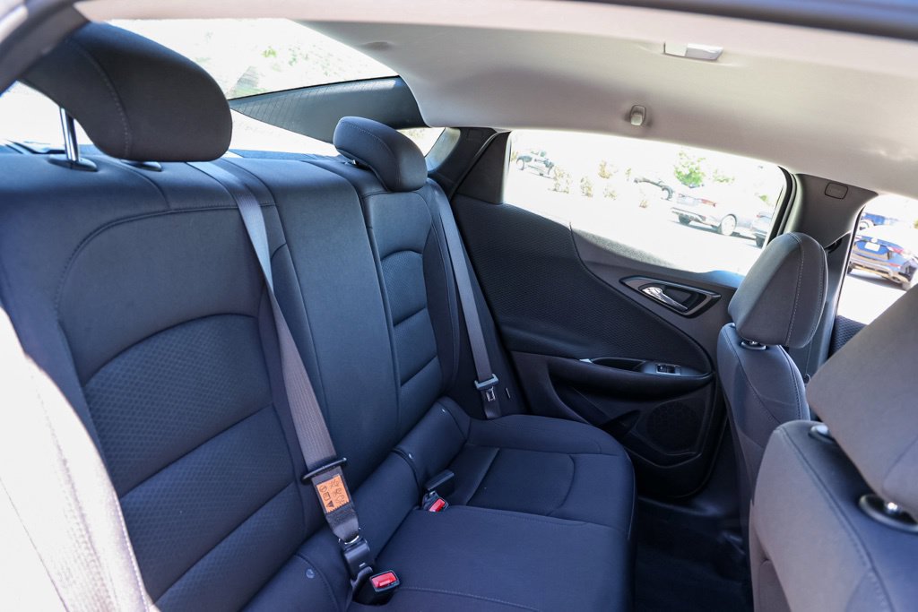 Used 2025 Chevrolet Malibu RS FWD image 18