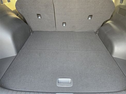 Used 2023 Kia Sportage EX image 31