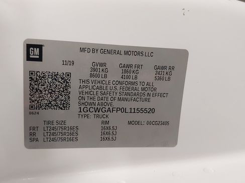 Used 2020 Chevrolet Express 2500 w/ Driver Convenience Package image 33