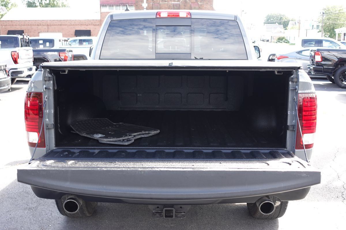 Used 2022 RAM 1500 Warlock w/ Ceramic Grey Warlock Package AWD/4WD image 13