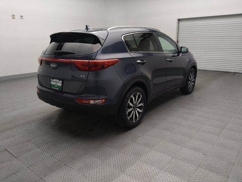 Used 2019 Kia Sportage EX AWD/4WD image 9