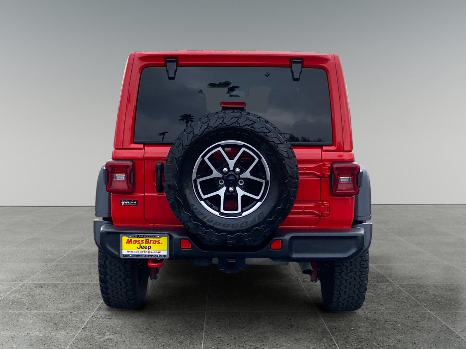 Used 2025 Jeep Wrangler Unlimited Rubicon AWD/4WD image 4