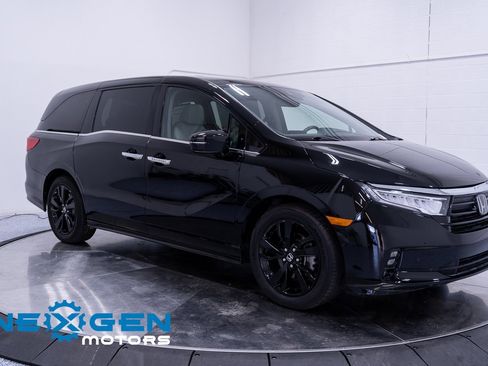 Used 2022 Honda Odyssey Elite image 1