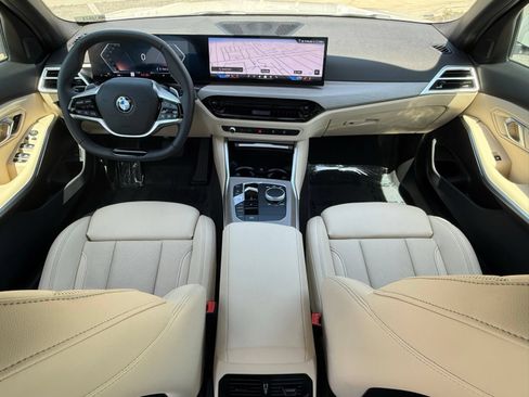 Certified 2025 BMW 330i Sedan RWD image 31