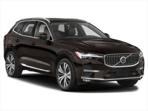Used 2022 Volvo XC60 B6 Inscription w/ Climate Package image 6