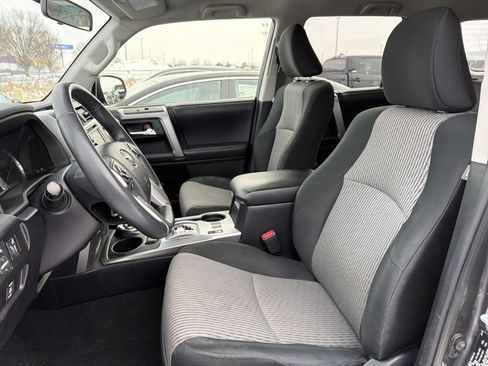 Certified 2019 Toyota 4Runner SR5 image 9