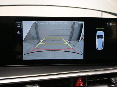 Used 2025 Kia Sorento S w/ Panoramic Sunroof Package image 29