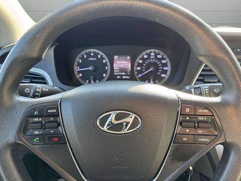 Used 2015 Hyundai Sonata SE image 24
