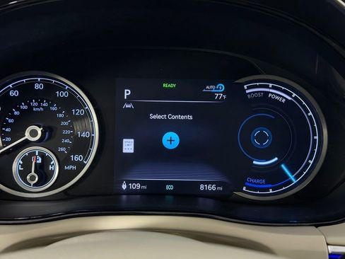 Used 2024 Genesis Electrified GV70 AWD/4WD image 15