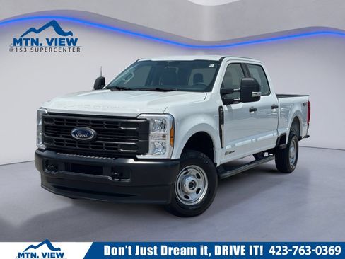 Used 2025 Ford F250 XL AWD/4WD image 1
