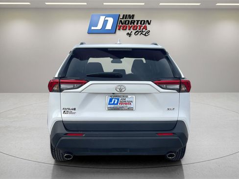 Used 2023 Toyota RAV4 XLE image 6