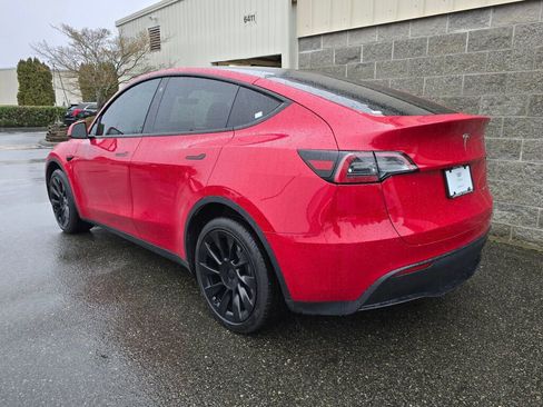 Used 2023 Tesla Model Y Long Range image 4
