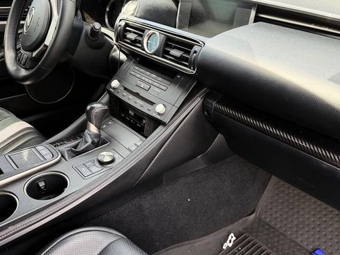 Used 2015 Lexus RC F w/ Performance Package RWD image 13