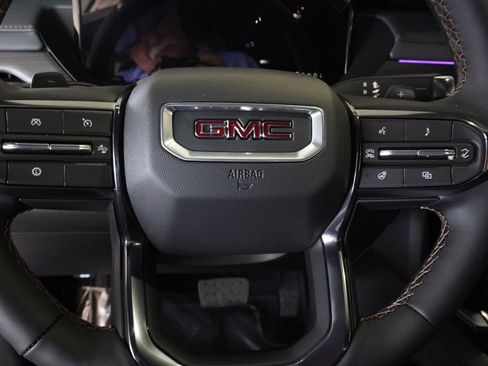 New 2026 GMC Acadia AT4 image 18