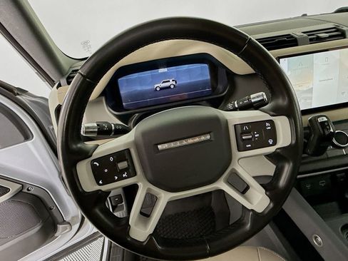 Used 2022 Land Rover Defender 110 SE AWD/4WD image 12