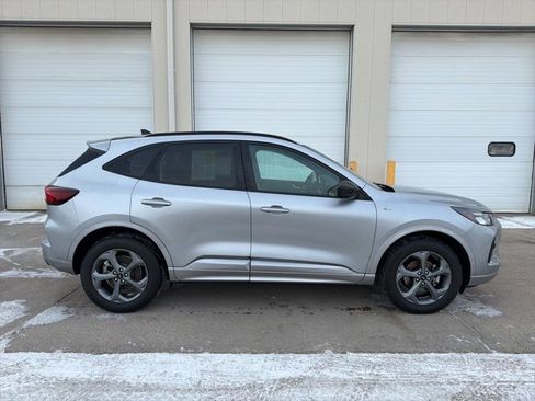 Used 2023 Ford Escape ST-Line w/ Tech Pack #1 image 3