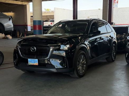 Used 2024 MAZDA CX-90 3.3 Turbo w/ Preferred Package AWD/4WD image 3
