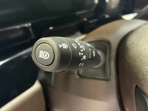 Used 2026 Chevrolet Silverado 2500 LTZ w/ LTZ Plus Package AWD/4WD image 26