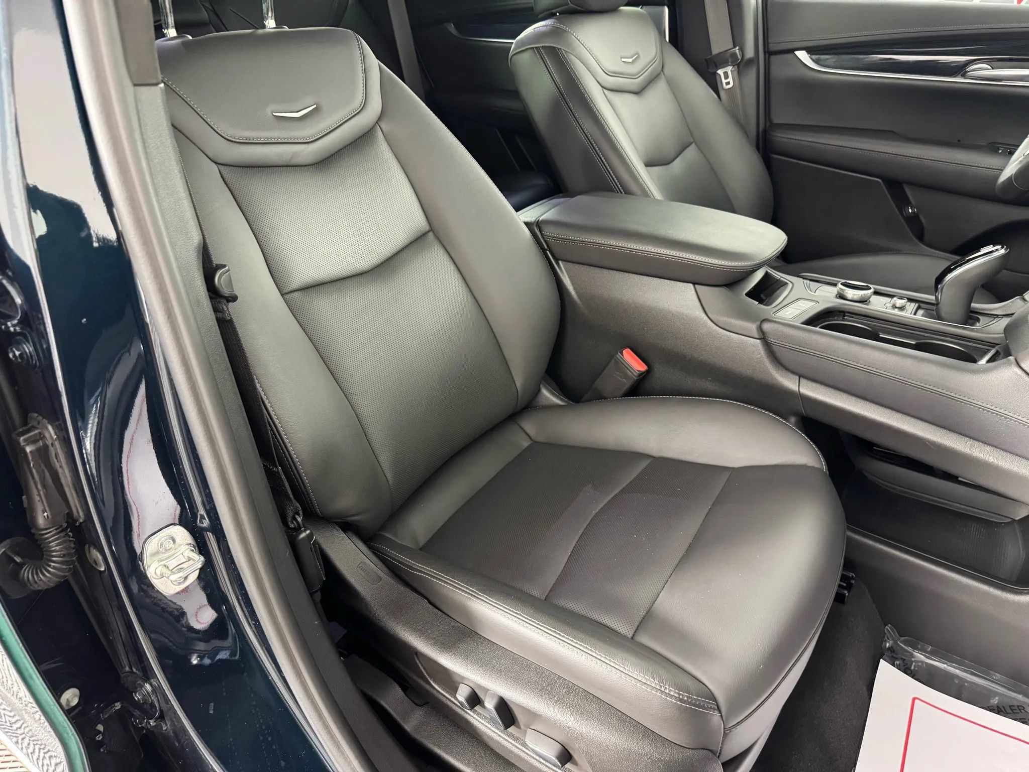 Used 2024 Cadillac XT5 Premium Luxury w/ LPO, Floor Liner Package AWD/4WD image 37