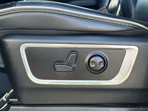 Certified 2022 RAM 1500 Laramie image 14