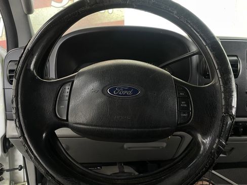 Used 2005 Ford F450 2WD SuperCab Super Duty image 27