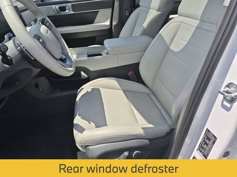 Used 2024 Hyundai Santa Fe Limited FWD image 16