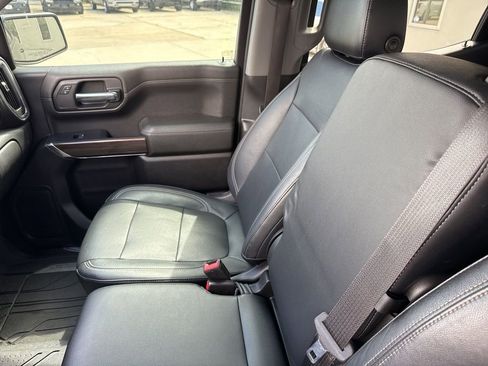 Used 2019 Chevrolet Silverado 1500 LT Trail Boss AWD/4WD image 12