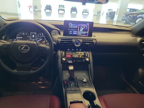 Used 2025 Lexus IS 350 F Sport RWD image 16