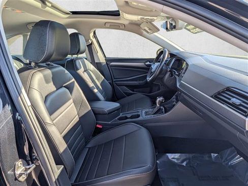 Used 2024 Volkswagen Jetta SE image 20