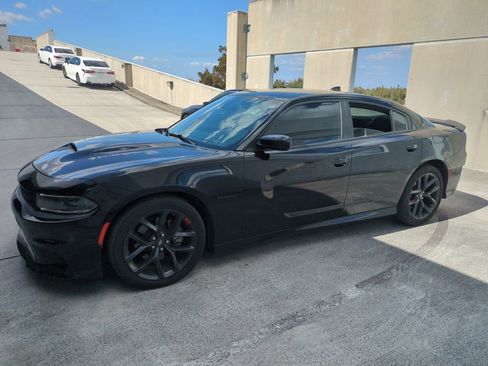 Used 2022 Dodge Charger R/T w/ Blacktop Package image 8