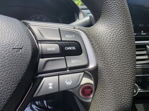 Used 2019 Honda Accord LX image 23