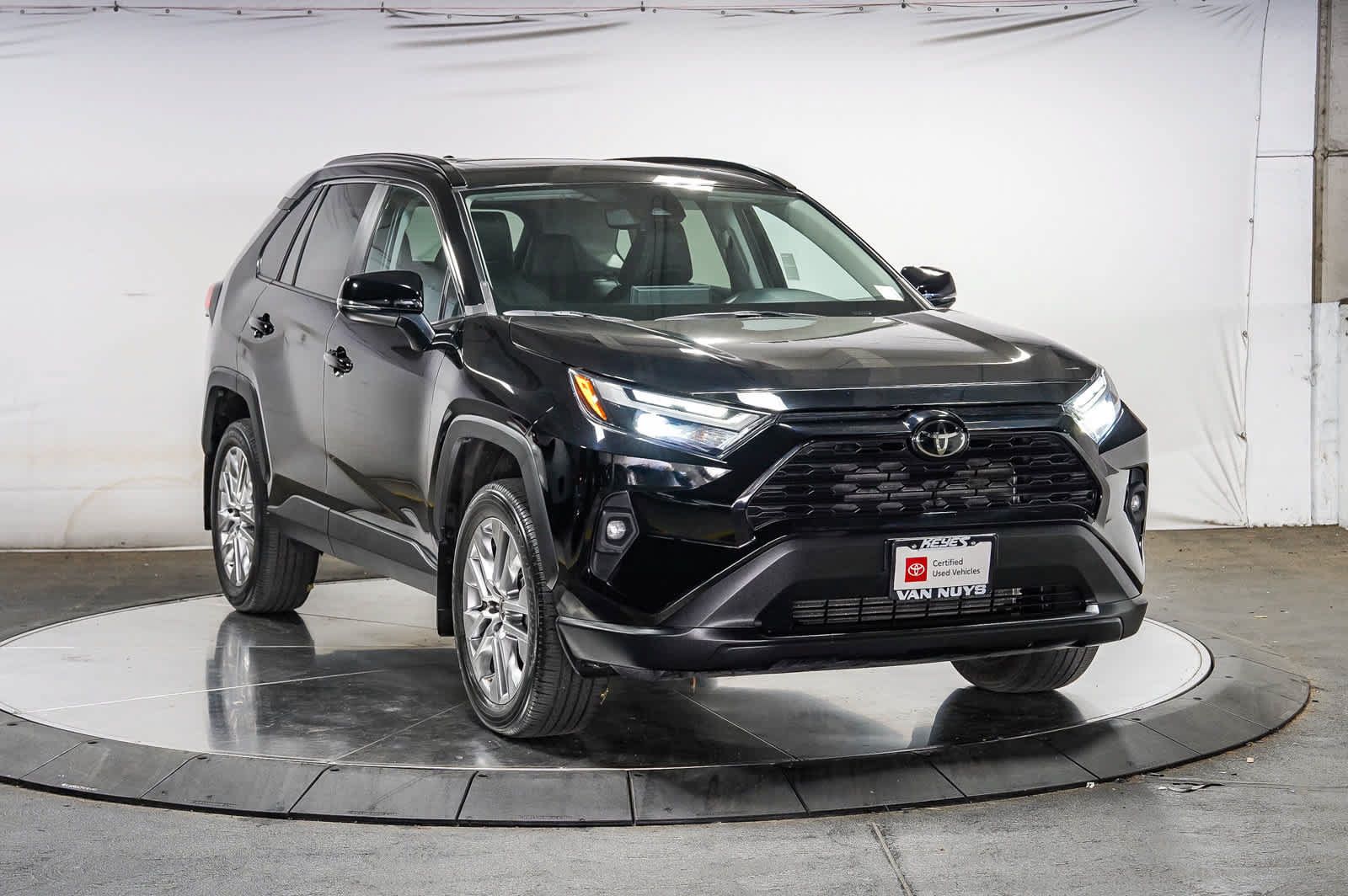 Certified 2024 Toyota RAV4 XLE Premium FWD image 6