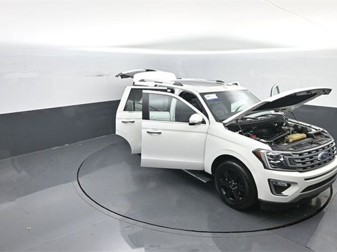 Certified 2021 Ford Expedition Limited image 34