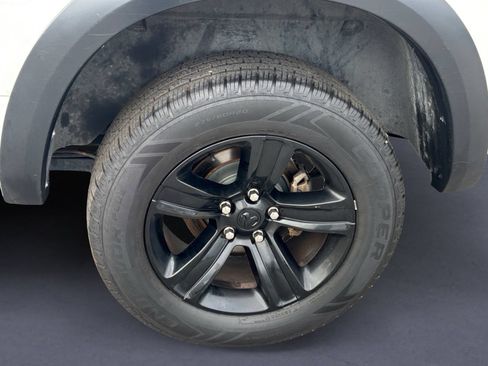 Used 2023 RAM 1500 Warlock AWD/4WD image 5