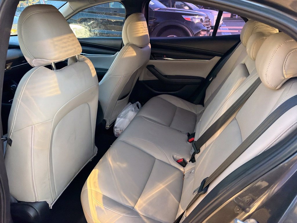 Used 2019 MAZDA MAZDA3 Sedan w/ Select Package FWD image 9