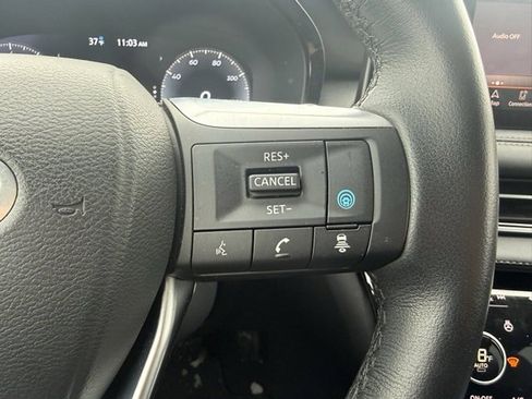 Certified 2025 INFINITI QX60 Luxe image 19