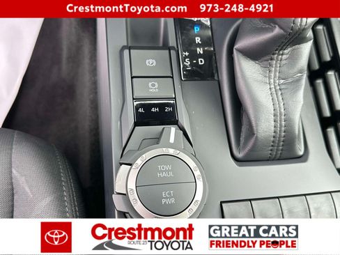 Certified 2025 Toyota Tacoma SR5 AWD/4WD image 24