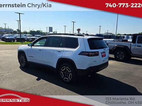 Used 2026 Jeep Cherokee Limited AWD/4WD image 4