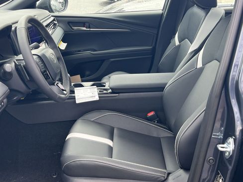 New 2026 Toyota Camry SE image 7