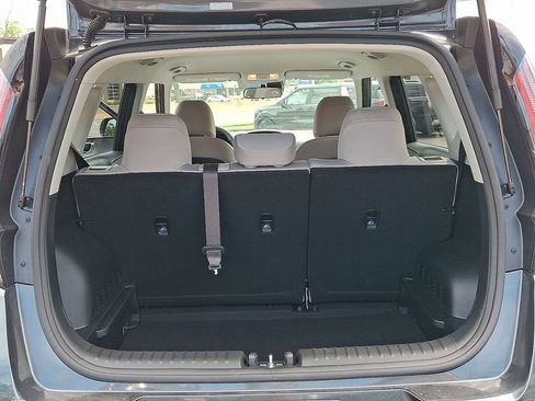 Used 2025 Kia Soul LX FWD image 29