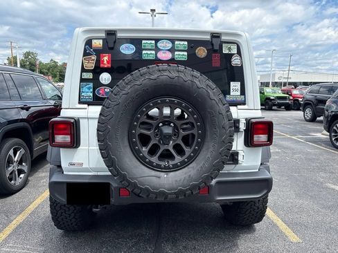 Used 2022 Jeep Wrangler Unlimited Sport AWD/4WD image 4