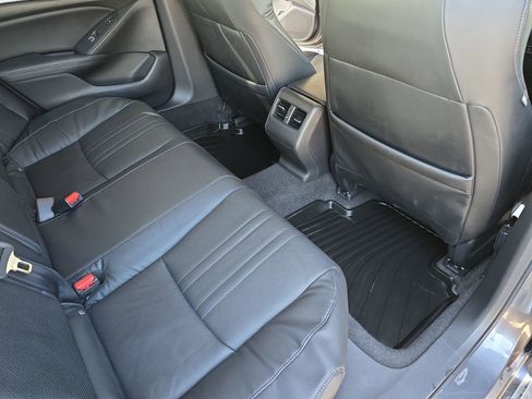 Certified 2018 Honda Accord Touring image 13