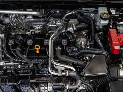 Used 2024 Mitsubishi Outlander AWD image 30