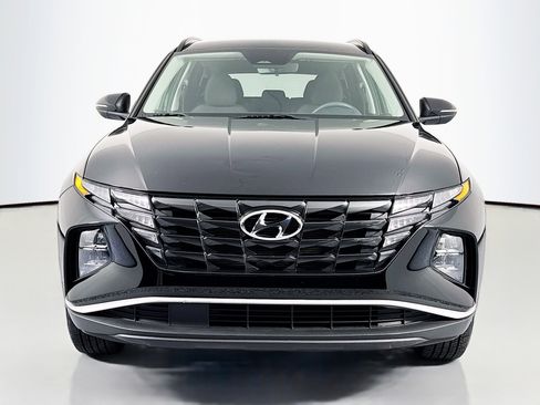 Used 2022 Hyundai Tucson SEL w/ Winter Package image 2