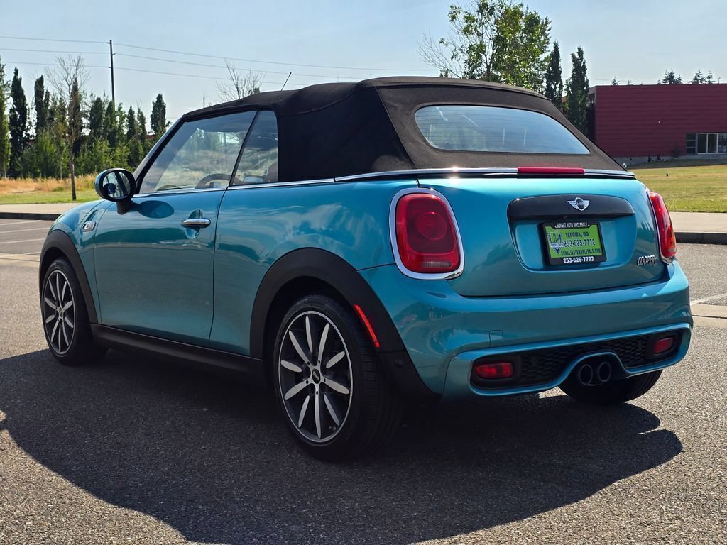 Used 2017 MINI Cooper S FWD image 3